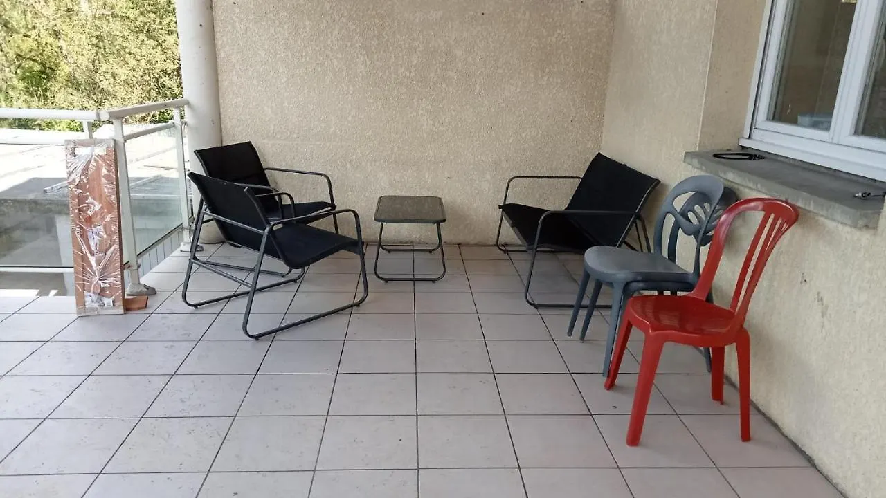 Apartment Appartement Dans Notre Maison Domessin